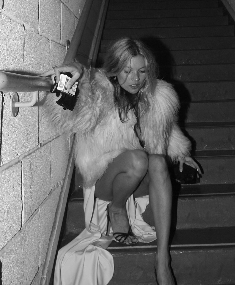  Greg captured Kate Moss leaving the theatre and falling down the stairs