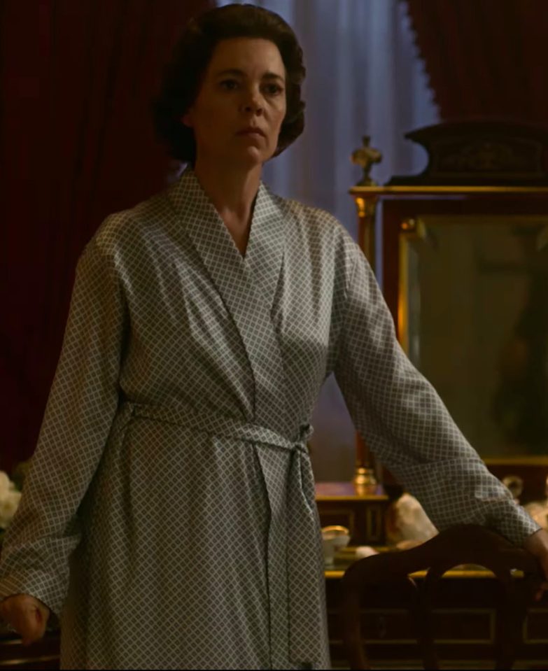  A courtier said: 'There is no blanket ban or boycott of The Crown. Olivia Coleman will be at Buckingham Palace for her CBE at some point'