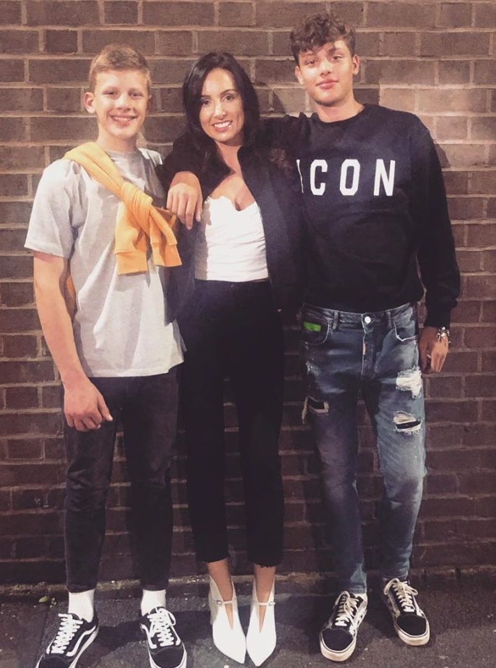  Kate posed in Manchester with Jeff's sons Freddie and Bobby