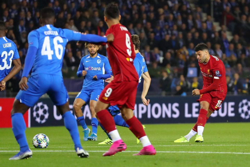  Alex Oxlade-Chamberlain opened the scoring after just two minutes