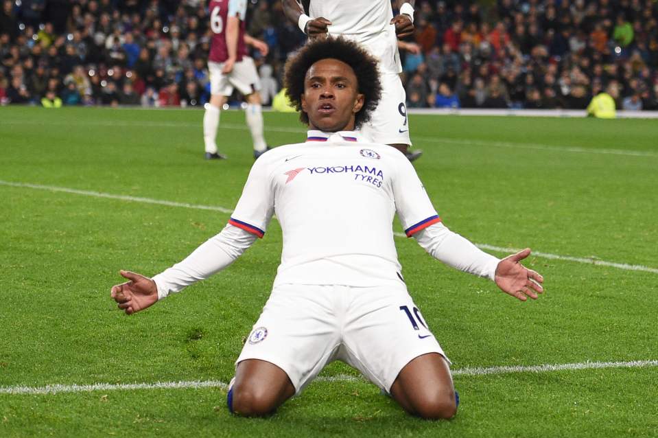  Willian had a brilliant game as Chelsea thumped Burnley 4-2