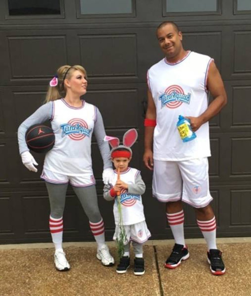  This young family makes ultimate squad goals