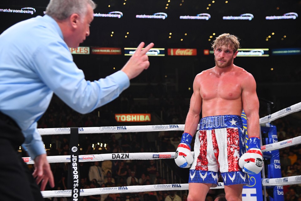  A less-than-impressed Logan Paul was deducted two points by referee Jack Reiss, costing him the win against KSI