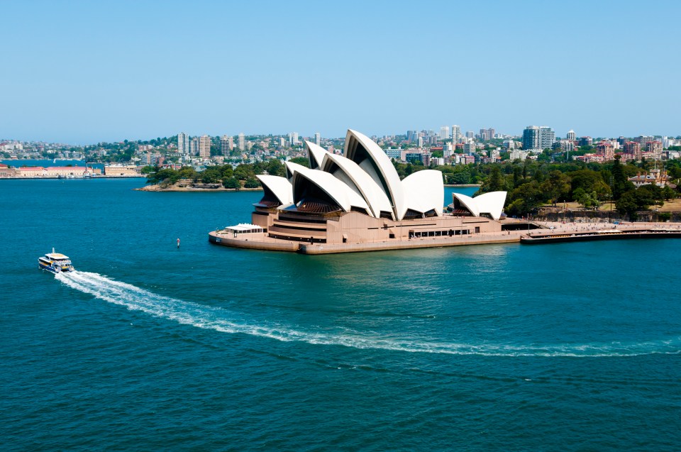  Fabulous Magazine's Kirsty Spence heads Down Under for the first time to see if Sydney really is worth the long-haul