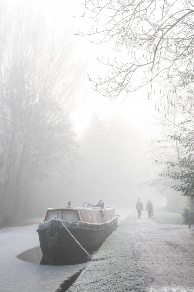  Frost hit parts of the UK as the mercury plummeted