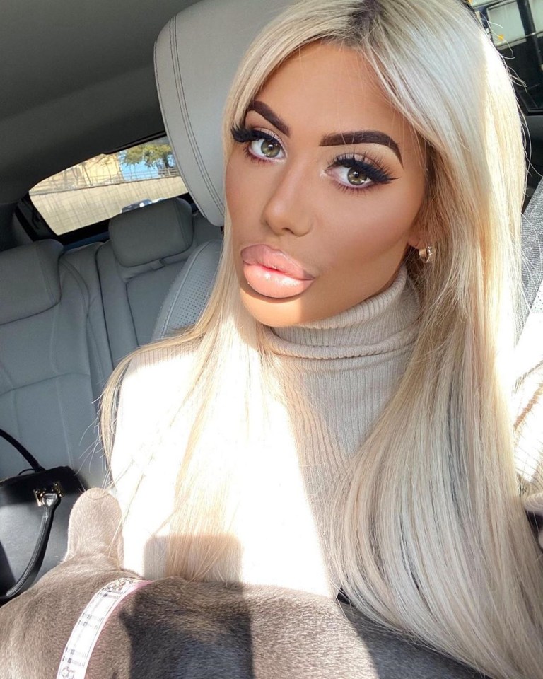  Chloe Ferry showed off a plump pout as she posed before taking her pooch for a walk