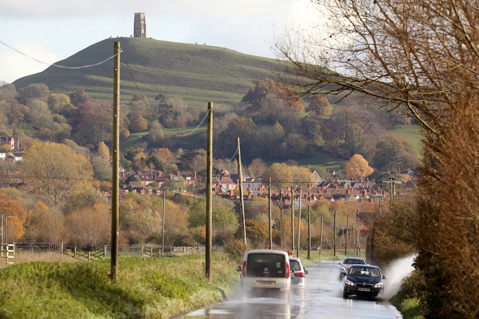  Drivers near Glastonbury Tor battled the flooded roads after the River Brue overflowed