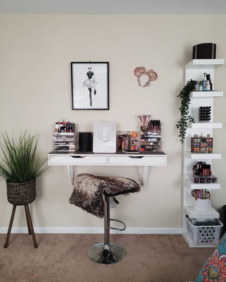  Women have been sharing their dream dressing room tables made out of drawers