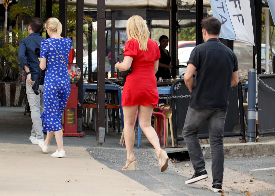  The friendly foursome make their way into a restaurant for dinner