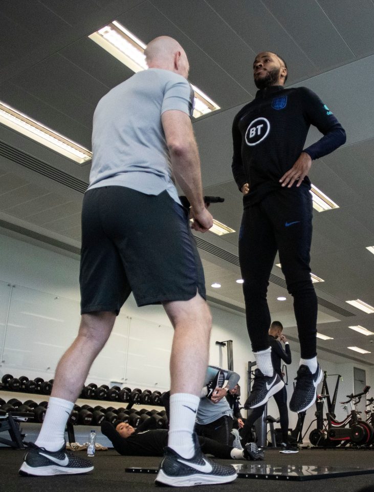  Sterling trained after being allowed to stay with the England squad