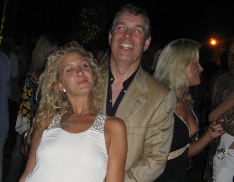 The pair were pictured appearing to dance together and cosy up at the 2007 bash