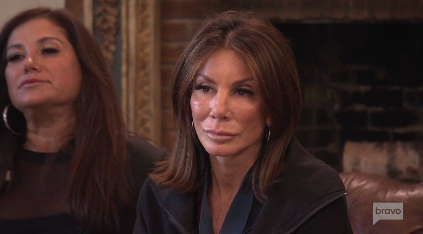  Danielle Staub is reportedly at odds with the rest of the cast