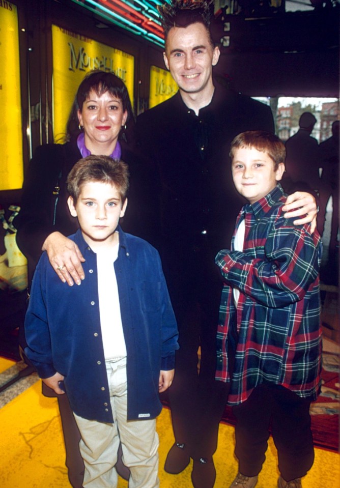 Gary Rhodes with his wife Jennie, and two children George and Samuel, in London in 1998