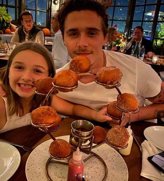  Harper and Brooklyn tucked into doughnuts at the weekend