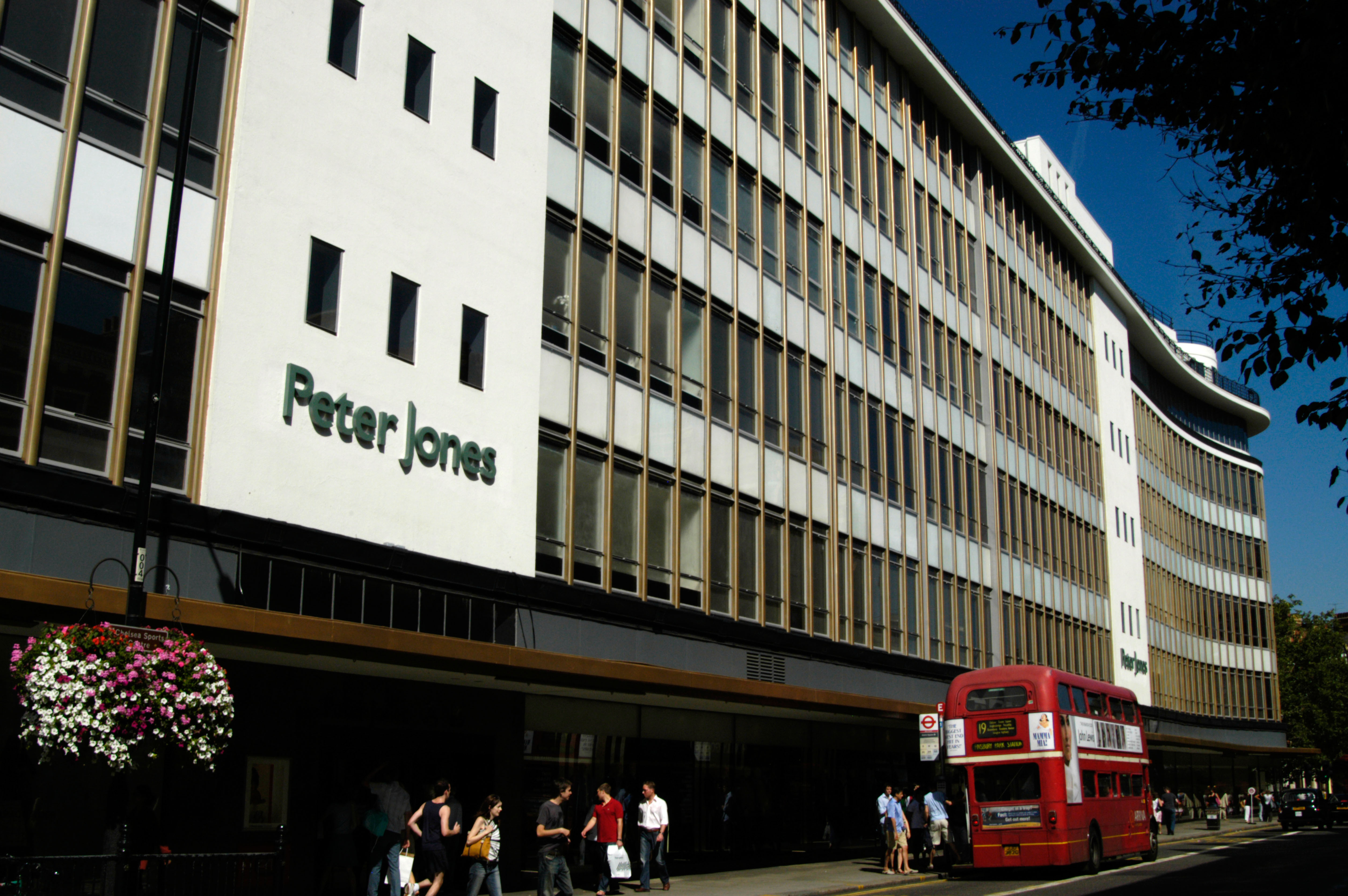 She stunned fellow shoppers at Peter Jones on Sloane Square