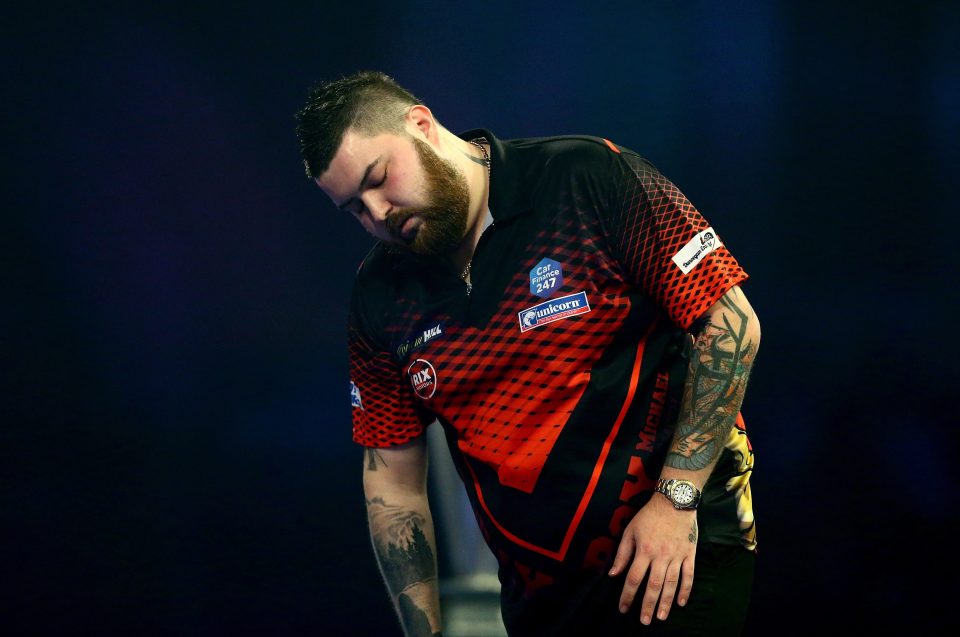  Michael Smith broke his left hand on a toilet door during the last PDC World Darts final