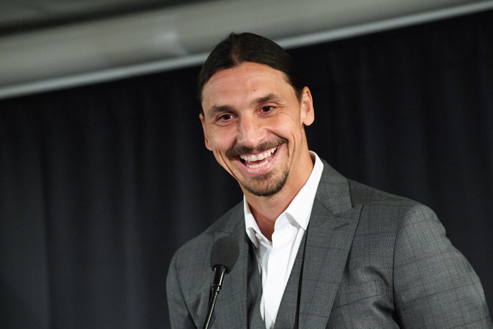  Zlatan Ibrahimovic could snub AC Milan for a move to Napoli