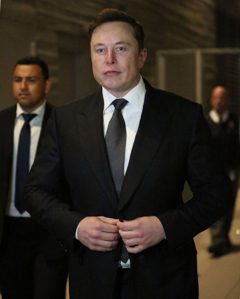  Elon Musk said he didn't know the Brit was part of a Thai cave rescue mission when he called him a 'paedo'