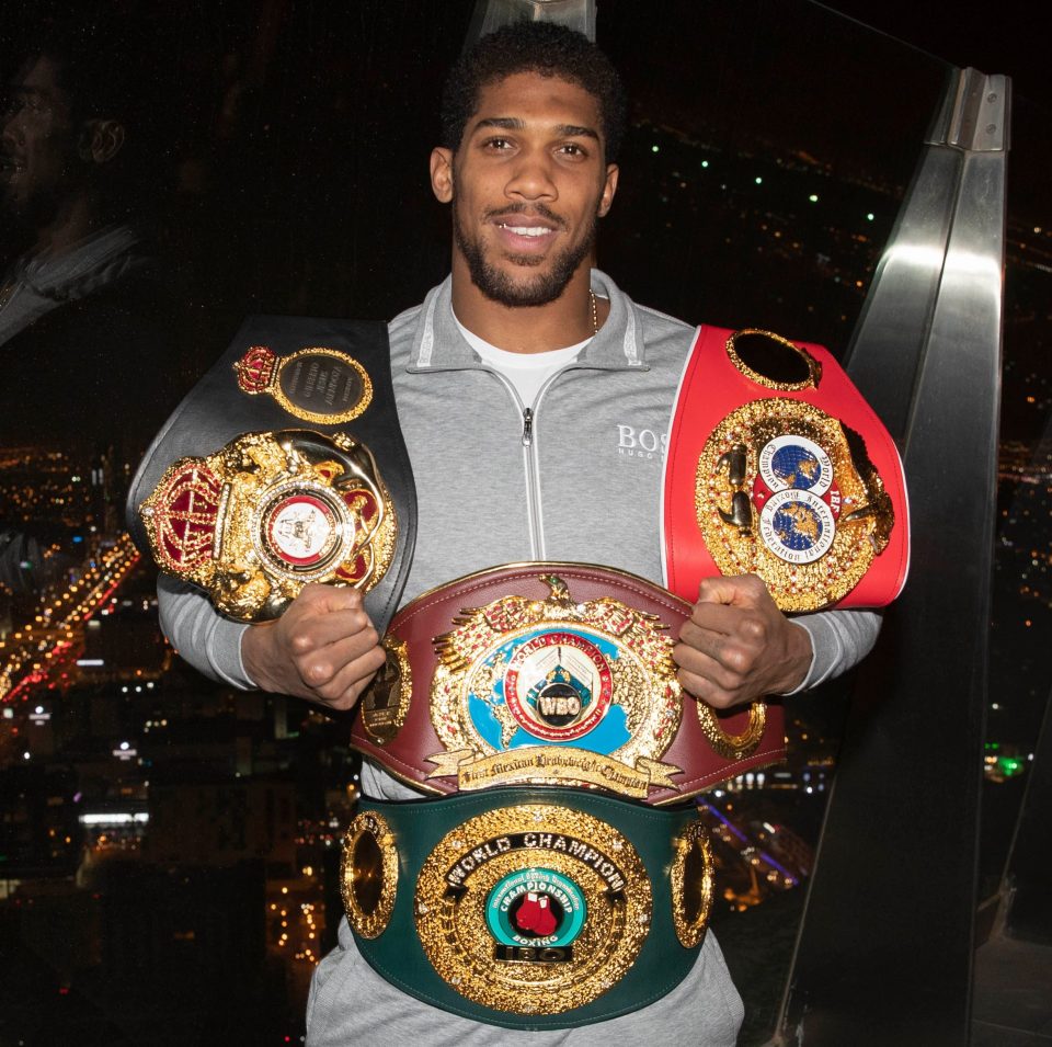  Anthony Joshua showed off the fruits of his labour, and barely had a mark on his face