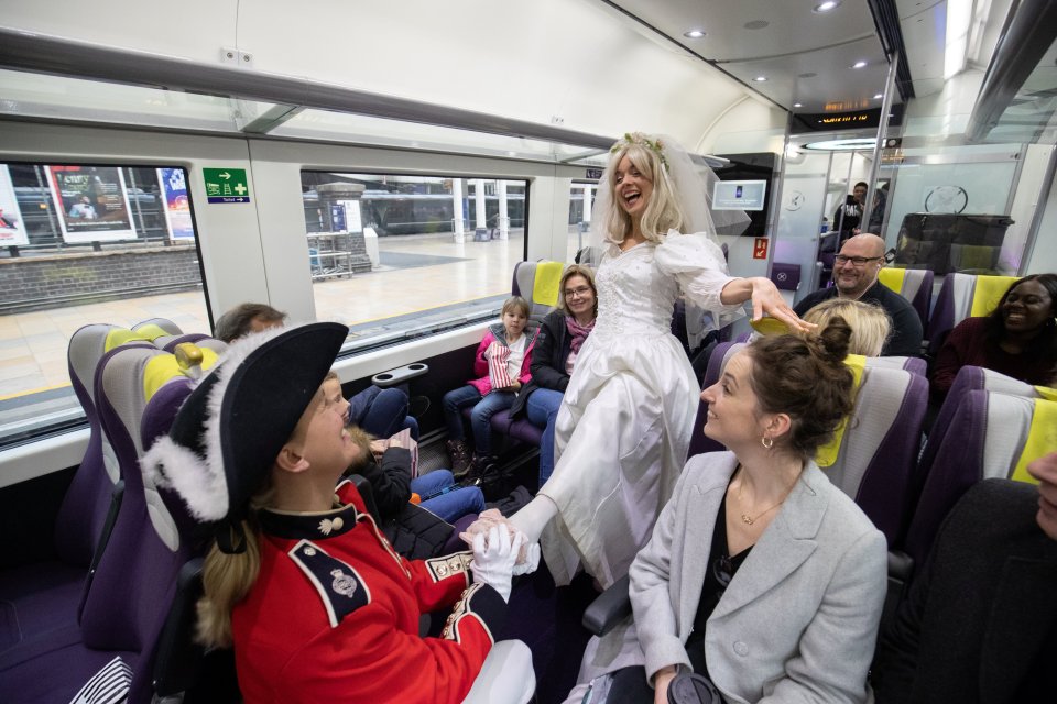  Passengers were treated to a 15-minute panto