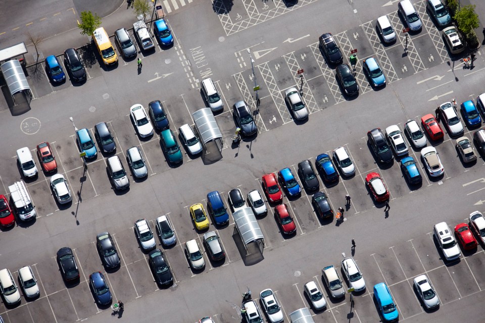  Bluetooth makes it easy for crooks to decide which car to break into