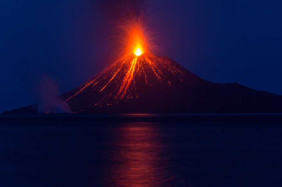  Dr James DP Moore took this astounding pic of Anak Krakatau in the Sunda Strait at the start of its eruptive phase in August 2018