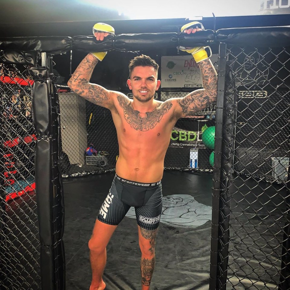  Gowland trains in Newcastle with friend and pro MMA fighter Aaron Chalmers