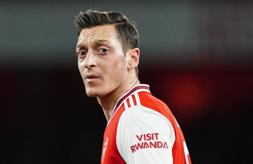  Gunners bosses are said to be wanting to offload Mesut Ozil