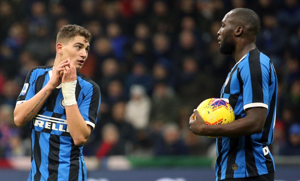 Romelu Lukaku handed the ball over to Sebastiano Esposito to score on his full Inter debut