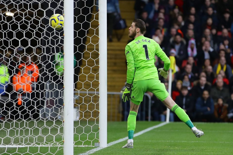  Fans demanded Dean Henderson's return after the incident