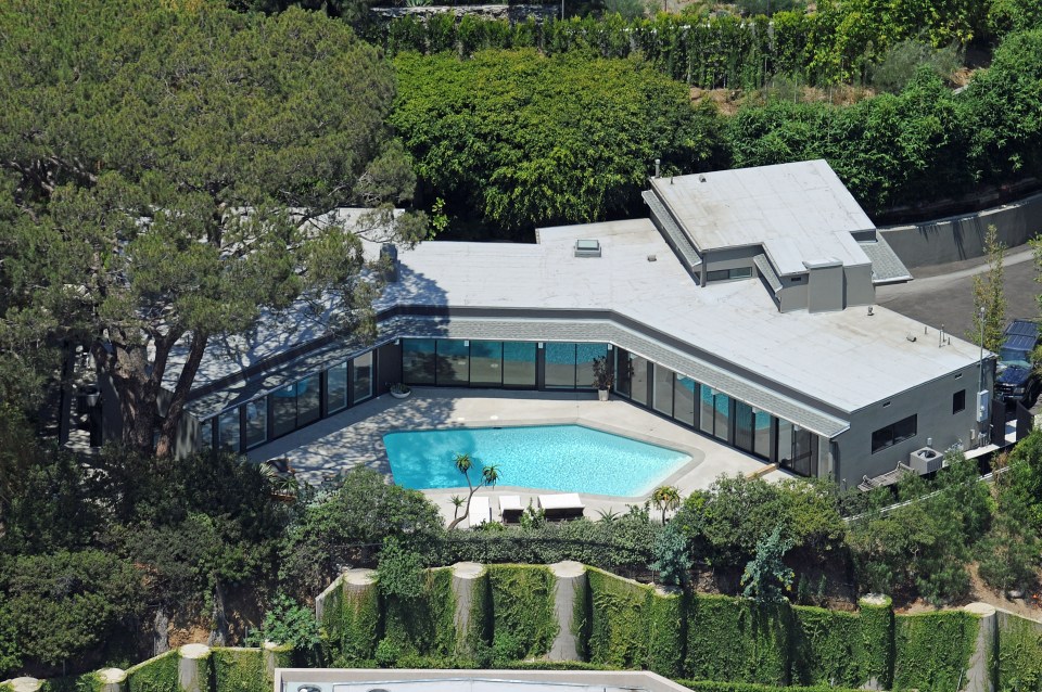 Stephen bought Ellen DeGeneres modernist Hollywood pad