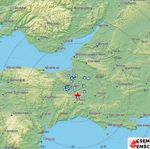  An earthquake with a magnitude of 3.2 struck Somerset at 10.49pm tonight