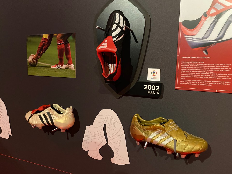  The Predator Mania is arguably the most famous of all the various versions of the Predators