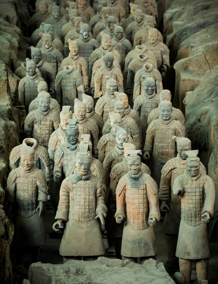  An earlier picture of a batch of Terracotta warriors. It's thought that around 8,200 soldiers were built by ancient craftsmen. They were lined up precisely as the armies of Huang would have when charging into battle