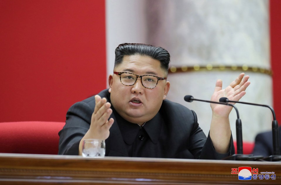  Kim Jong-un has threatened to unleash a "new strategic weapon" in a New Year's address railing against the United States