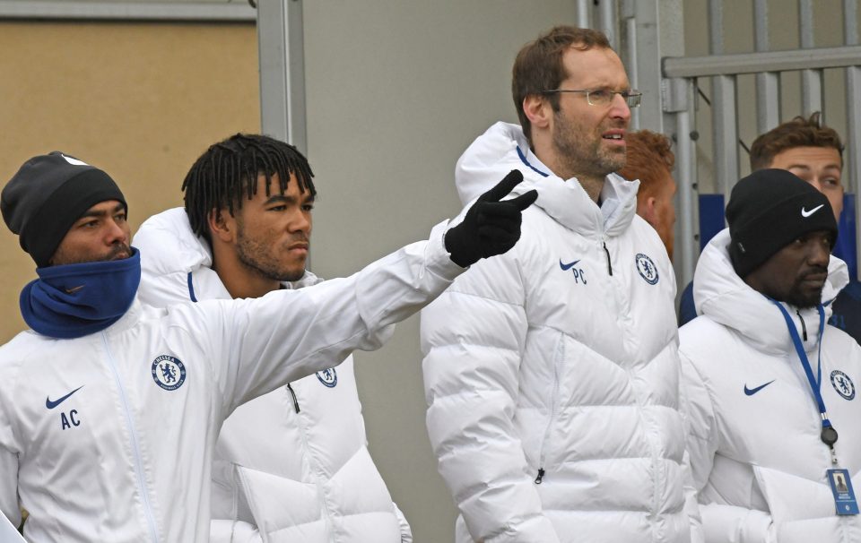  Ashley Cole, Reece James, Petr Cech and Claude Makelele watched Chelsea U18s draw 2-2 with Arsenal