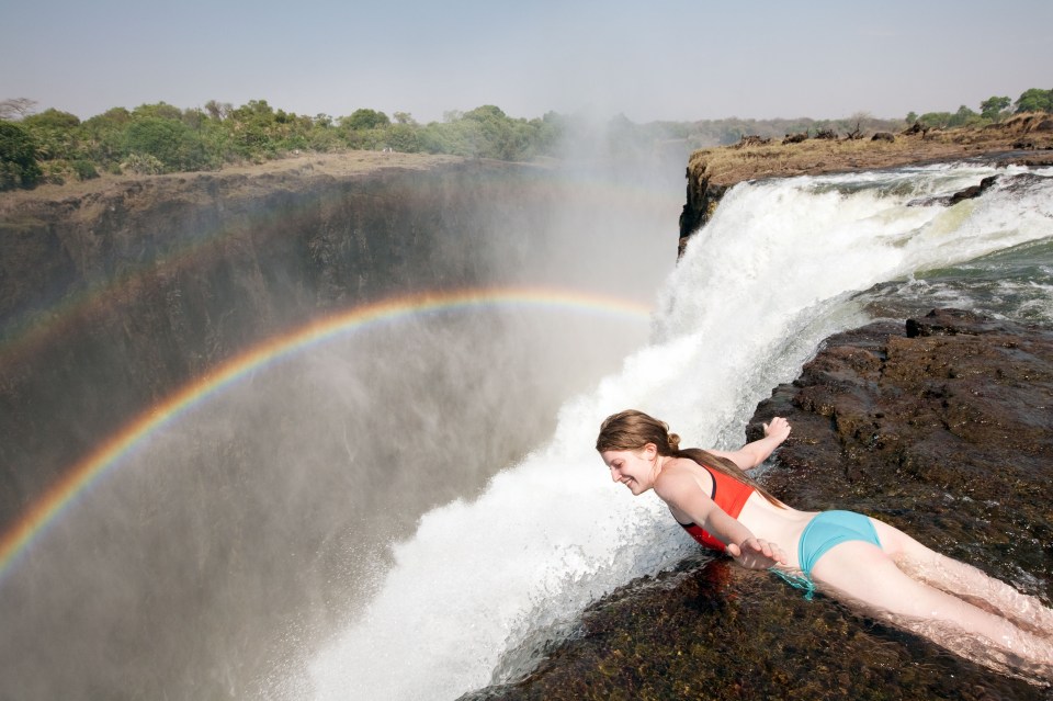  Victoria Falls is risky for tourists who enter the Devil's Pool