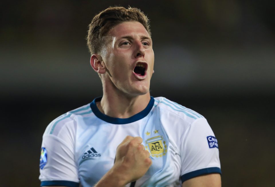  Man Utd are trying to land young Argentine striker Adolfo Gaich