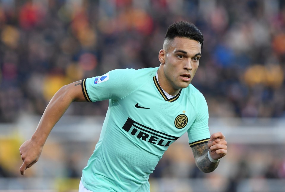  Barcelona are ready to make a move for 22-year-old Lautaro Martinez this month