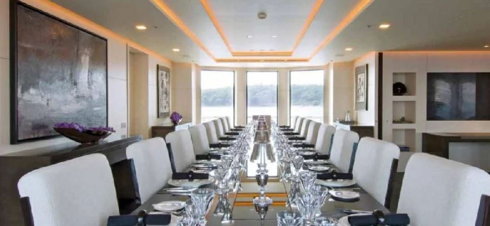  The dining room inside the Siren offers ample space for the family and guests