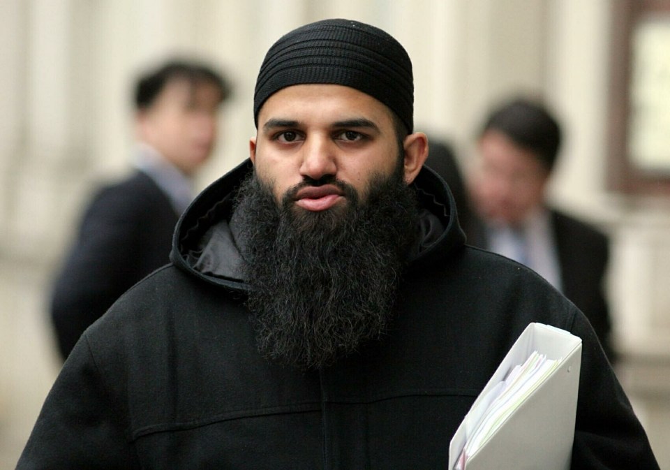  Abdul Muhid is now back on Britain's streets