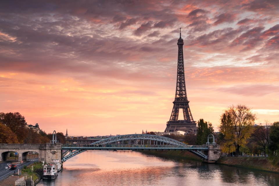  Paris is among one of the most romantic attractions