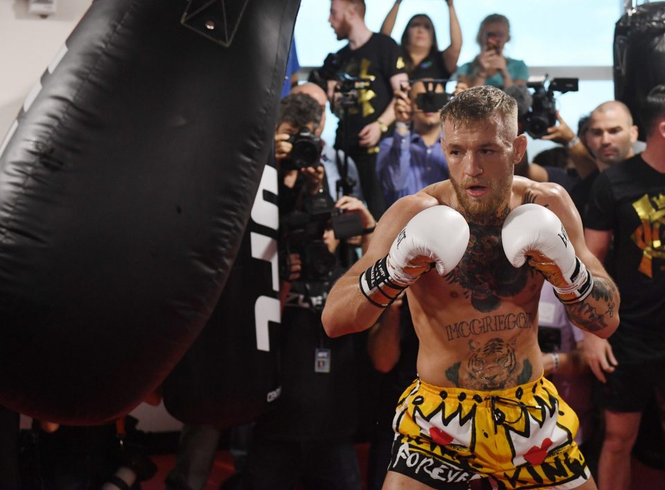  McGregor made his pro boxing debut against Mayweather