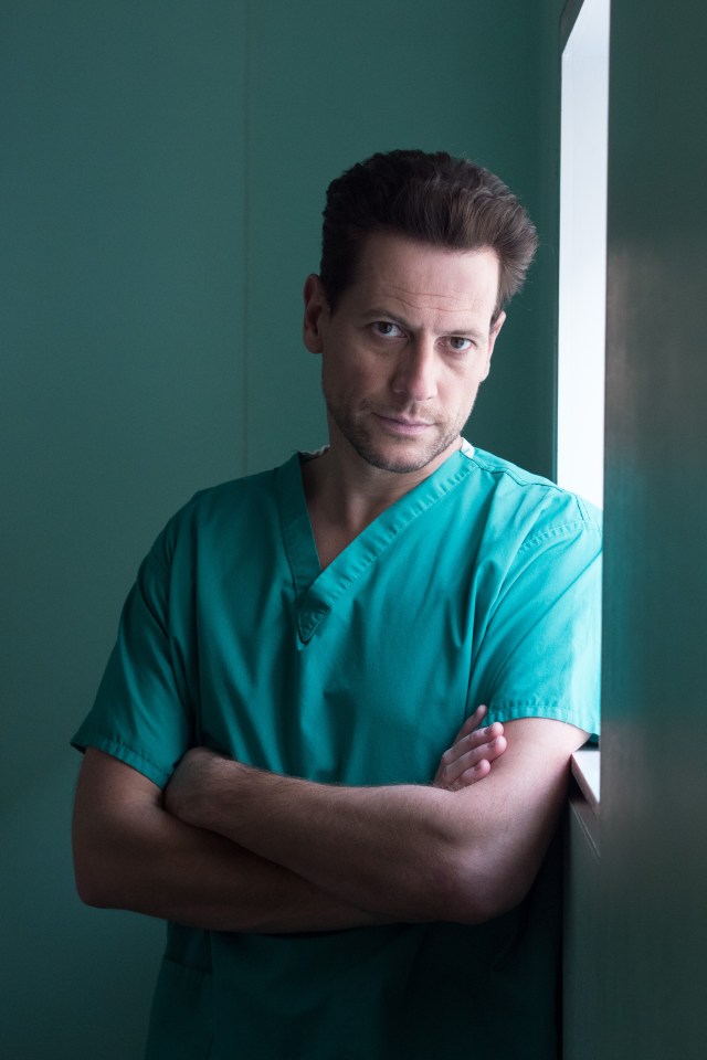  Ioan Gruffudd says playing rapist Andrew Earlham made him 'lose it'