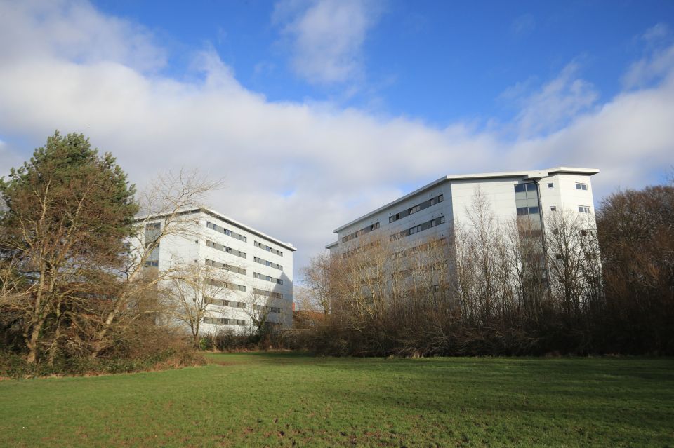  The Arrowe Park Hospital is preparing for the arrival of a second group of evacuees