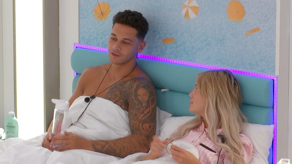  Callum jumped in bed with Molly on his first night away from Shaughna