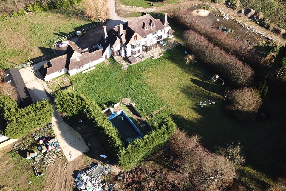  The house has fallen into a state of disrepair over the years