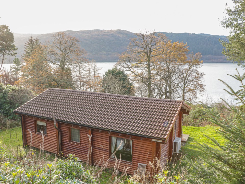 Perched on a scenic hillside in the Highlands, Jura is perfect for Harry Potter fans