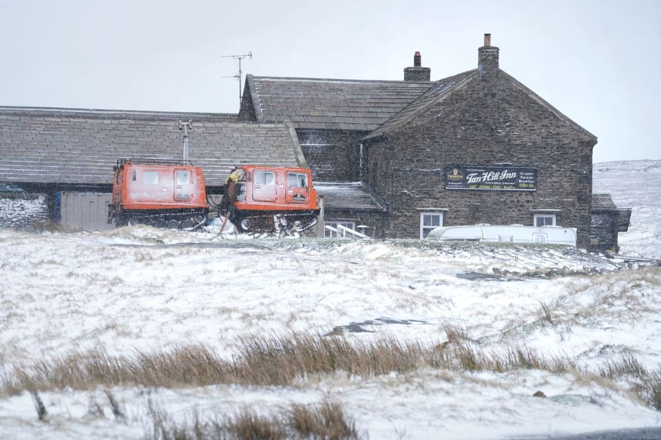  Snowy conditions at the Tan Hill Inn in Richmond in the Yorkshire Dales