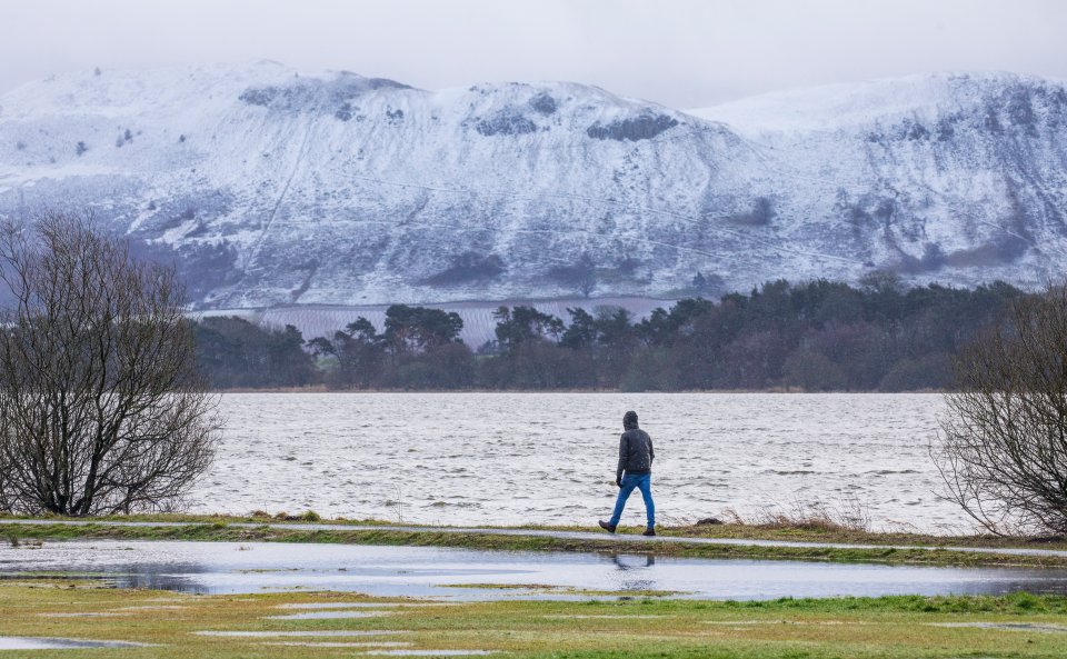  Loch Leven, Kinross, Perth and Kinross with Lomond Hills covered in snow